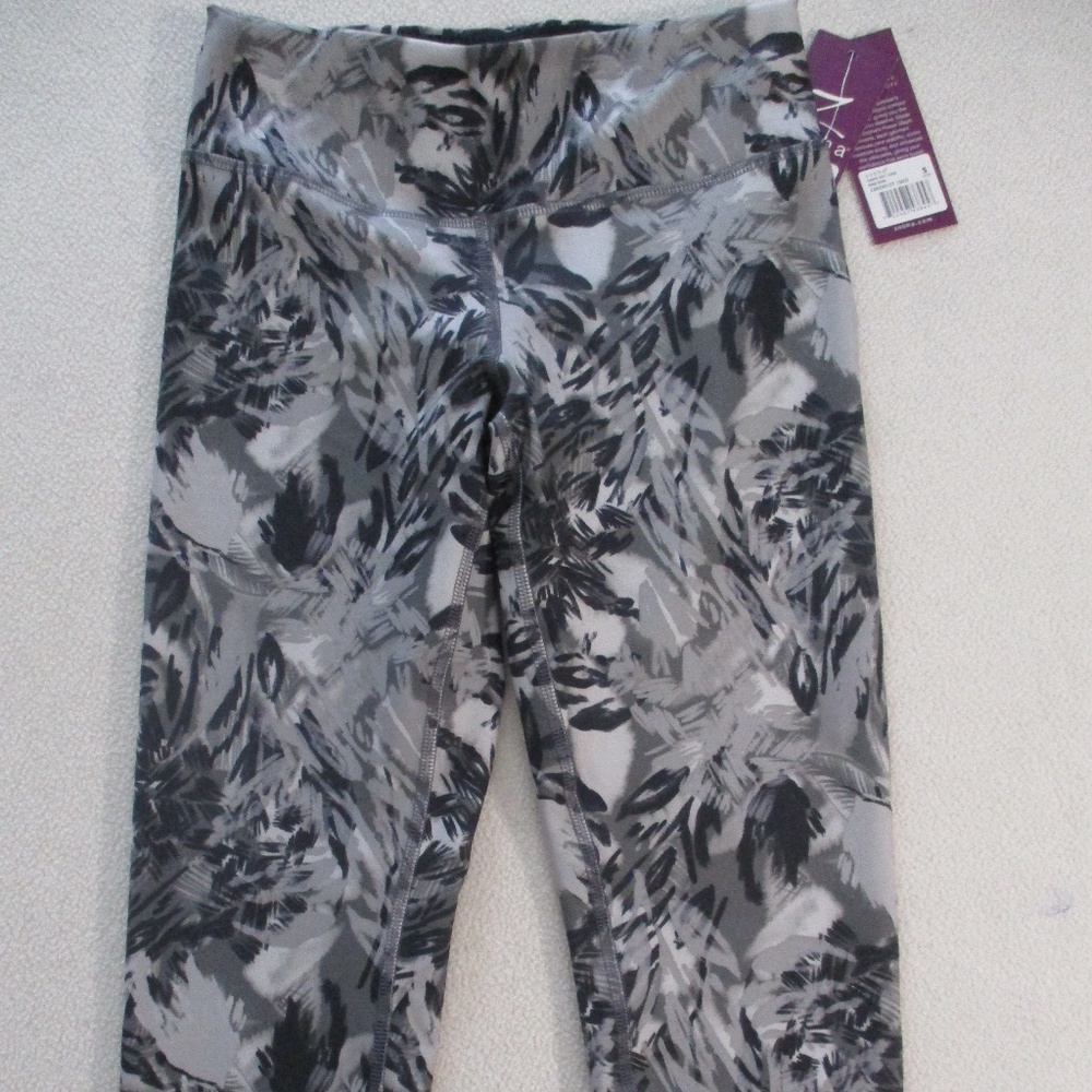 Zobha Women Leggings S Gray High Waist Capri